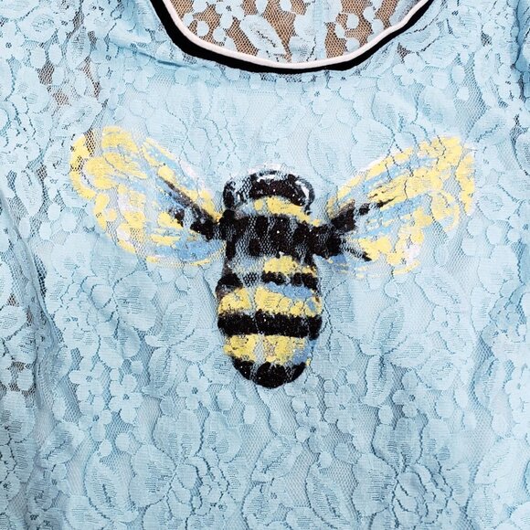 Bundle of 2 Girl's Clothing size 16  Top with a bee &  XL Black pants - Picture 3 of 7